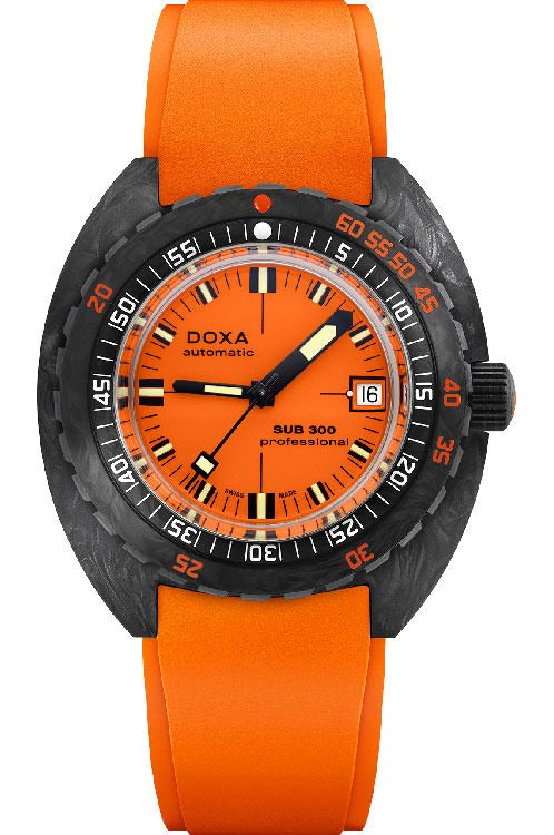 Doxa SUB 300 Carbon Professional