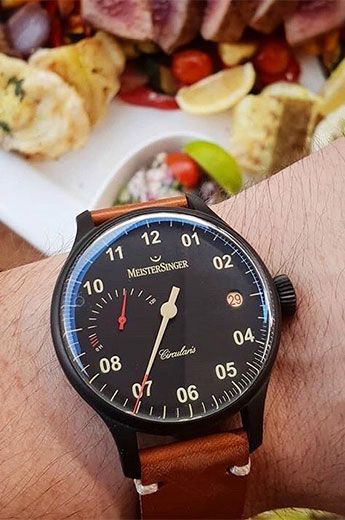 Meistersinger Circularis Black Line