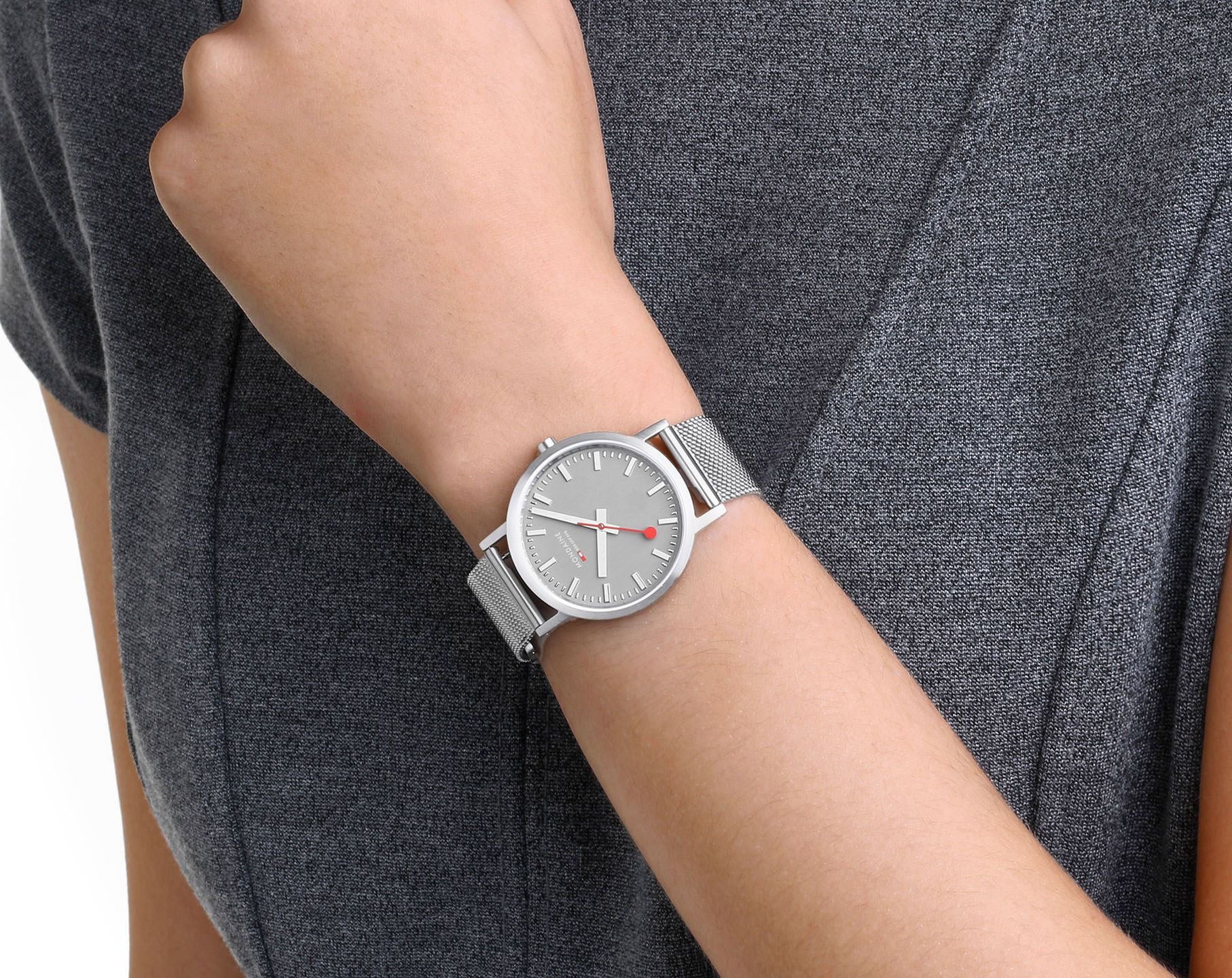 Mondaine Classic  Grey Dial 36 mm Quartz Watch For Unisex - 4