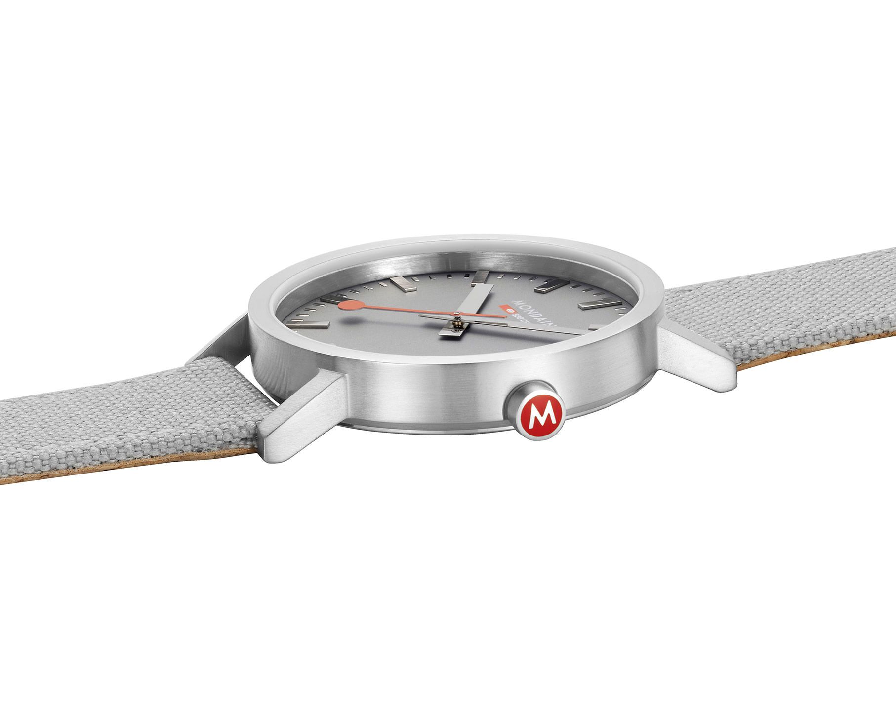 Mondaine Classic  Grey Dial 40 mm Quartz Watch For Unisex - 2