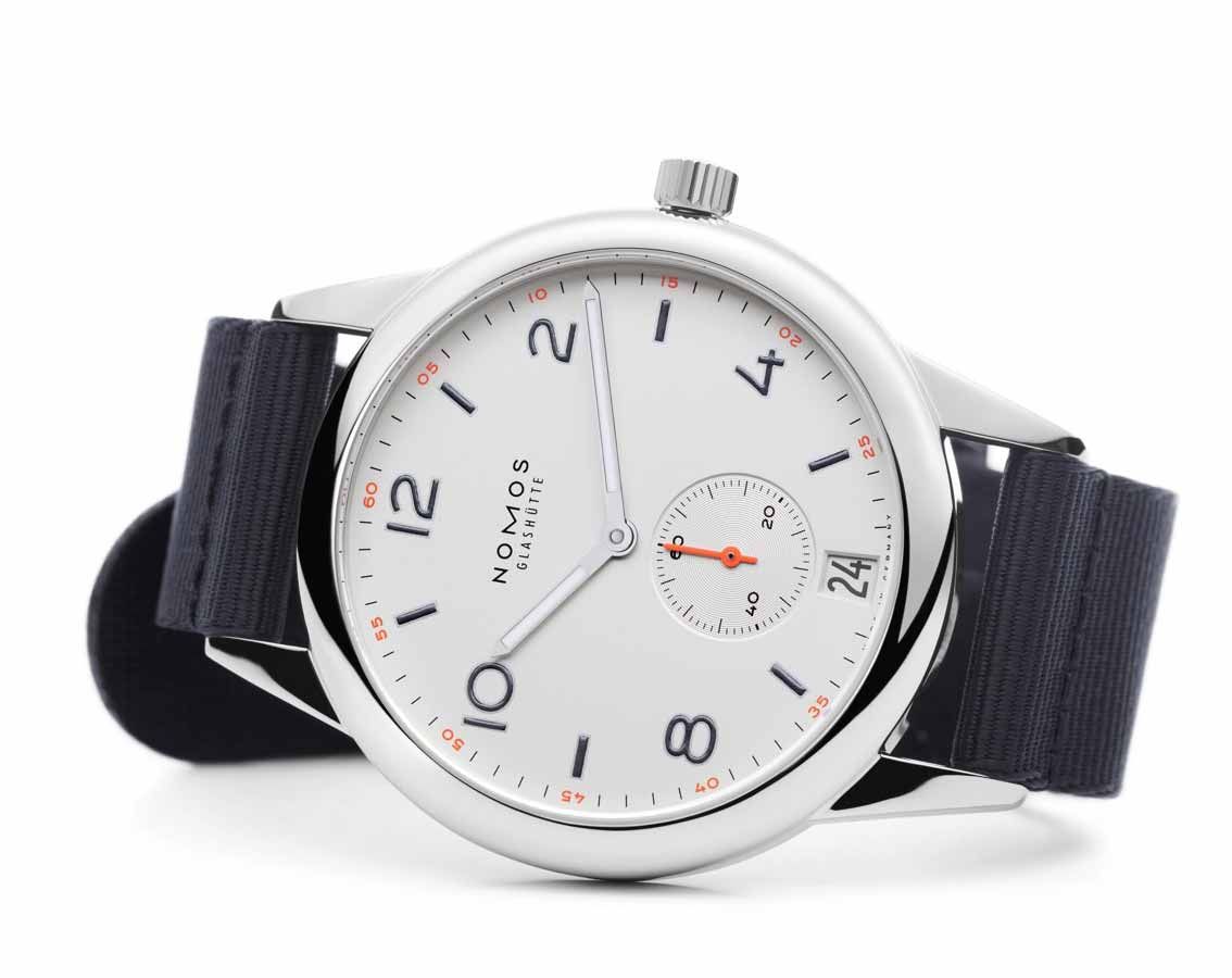 Nomos Glashutte Club  Silver Dial 41.5 mm Automatic Watch For Men - 2