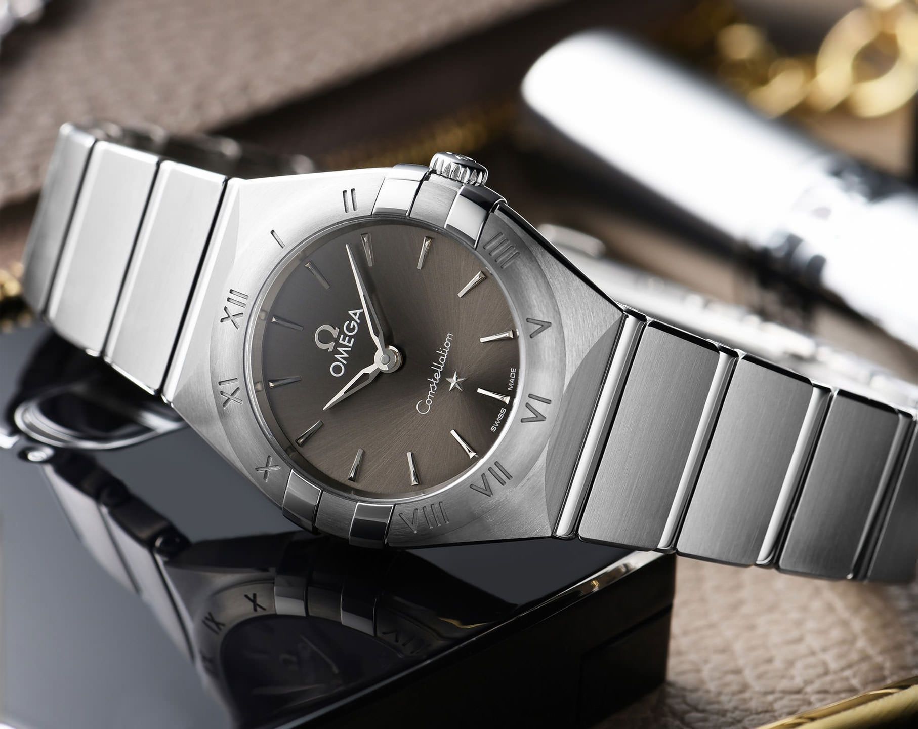 Omega Constellation Constellation Grey Dial 25 mm Quartz Watch For Women - 3