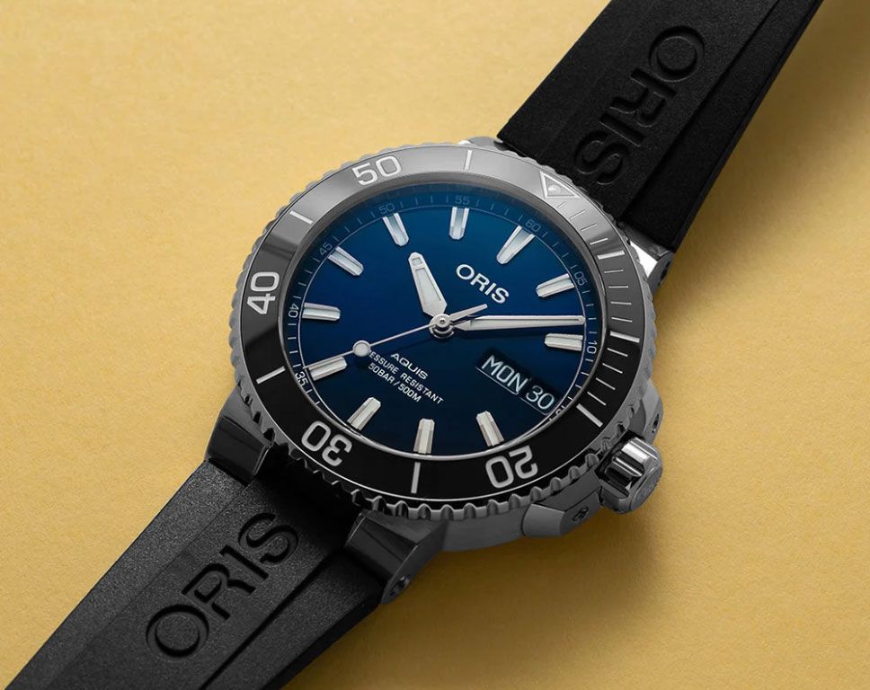 Oris Aquis Aquis Big Day Date Blue Dial 45.50 mm Automatic Watch For Men - 2