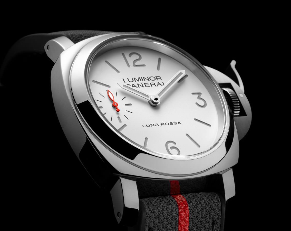 Panerai Luminor  White Dial 44 mm Manual Winding Watch For Men - 4