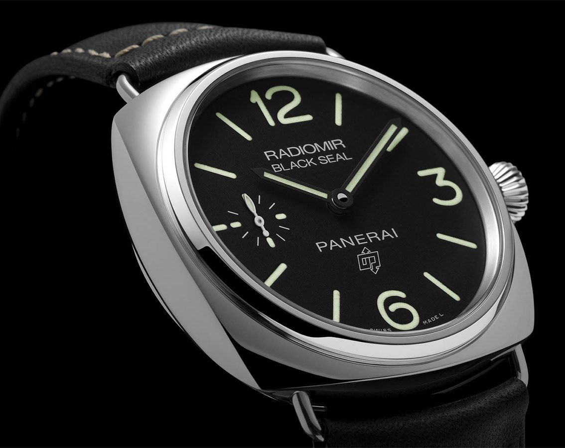 Panerai Radiomir  Black Dial 45 mm Manual Winding Watch For Men - 2