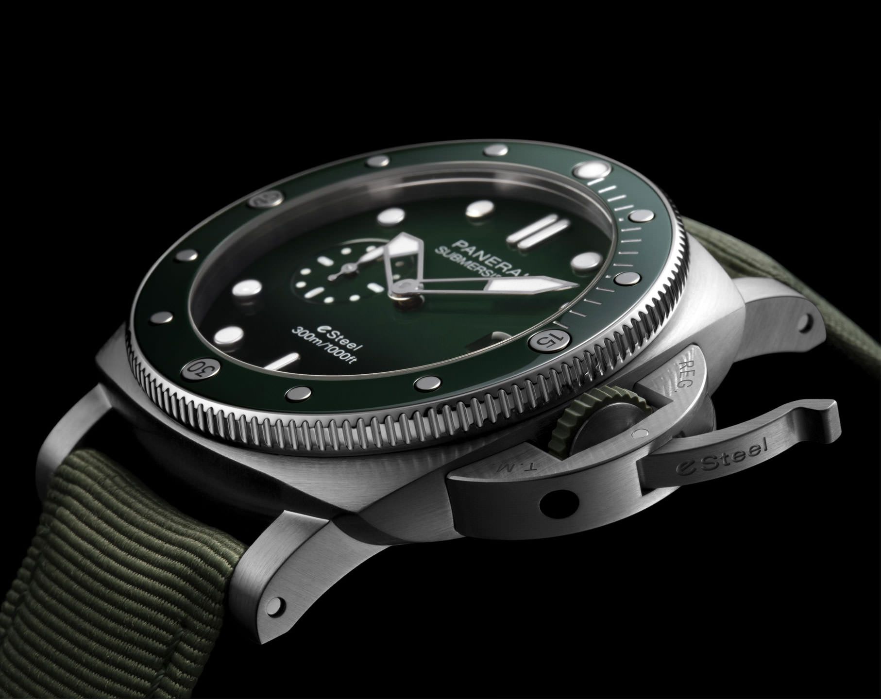 Panerai Submersible  Green Dial 44 mm Automatic Watch For Men - 3