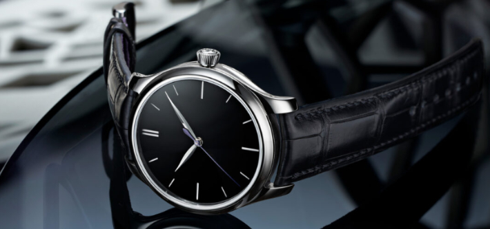 The Dressiest Dark: H. Moser & Cie’s Endeavour Vantablack Centre Seconds