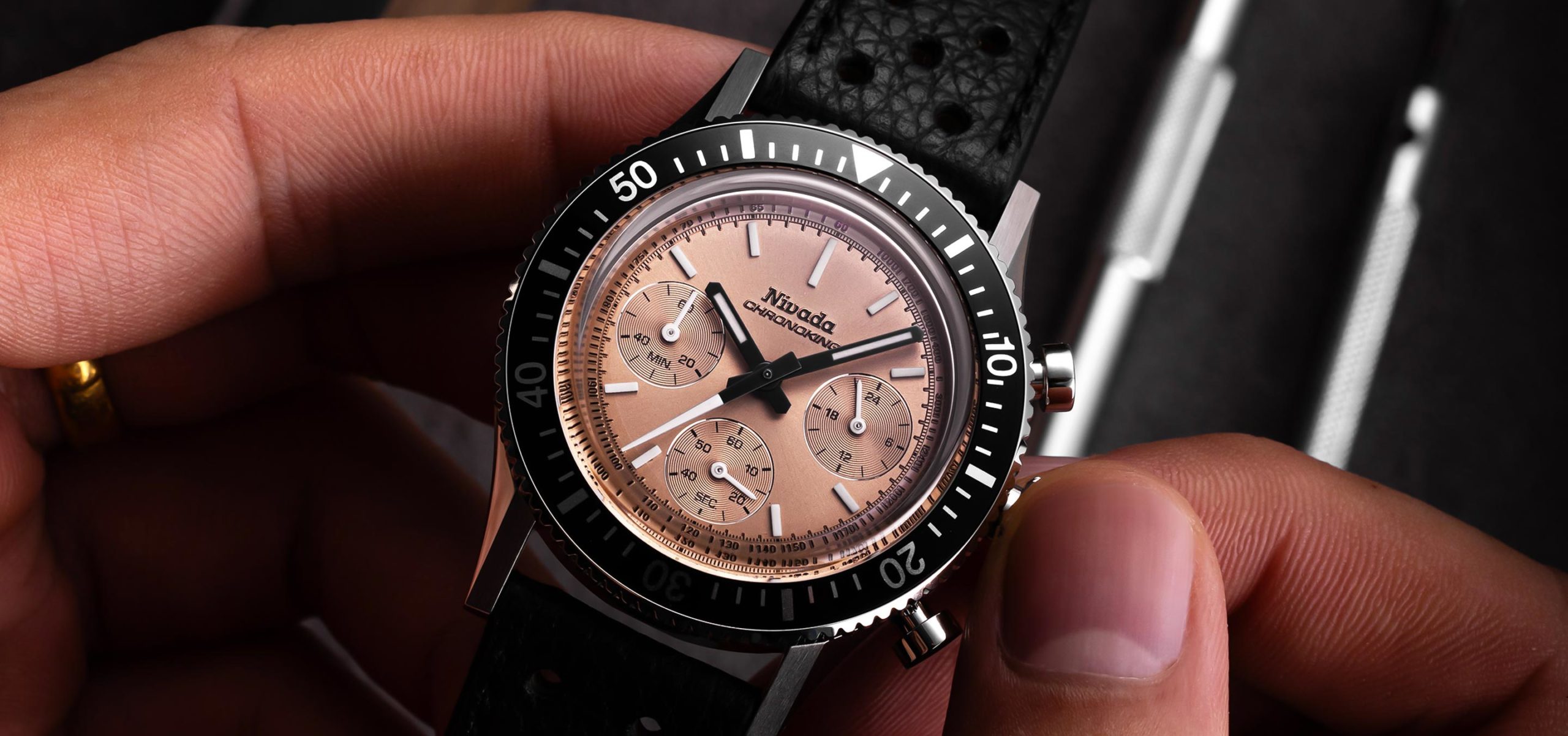 Quartz Accuracy, Mechanical Reliability: The Nivada Grenchen Chronoking Mecaquartz Salmon